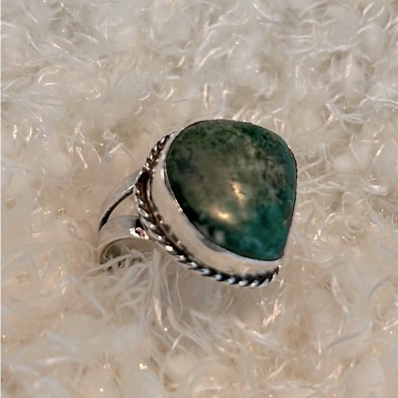 * FIRM PRICE * - Vintage Turquoise Ring - Picture 1 of 4